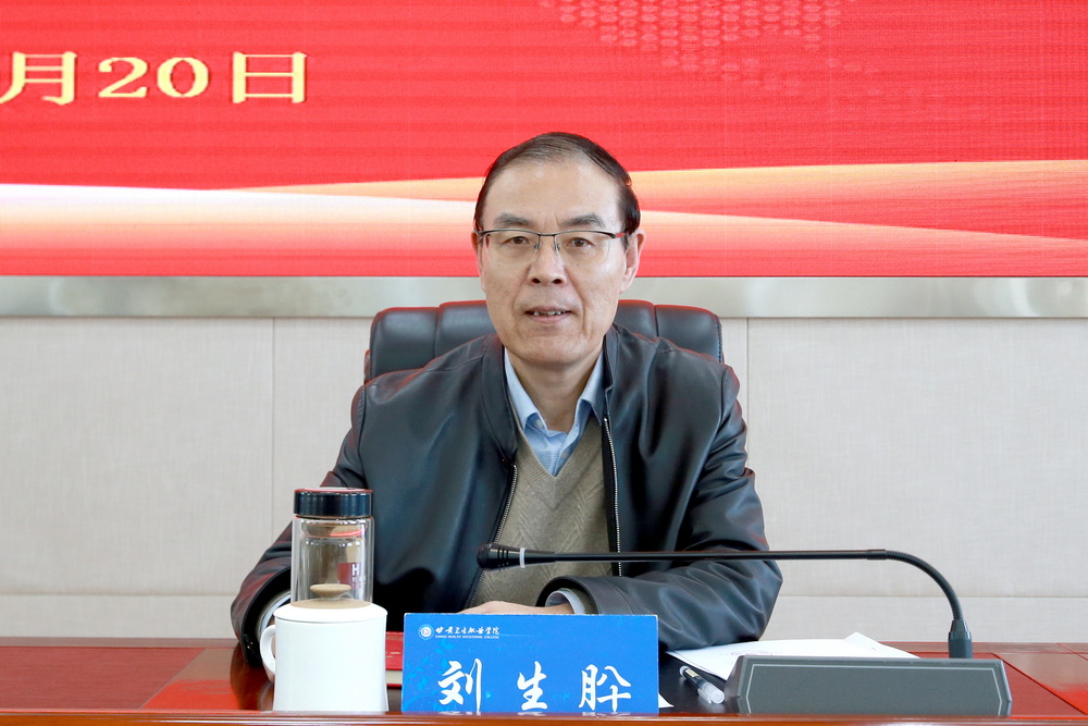 1679370601549096592.jpg 03BI4P2901_调整大小.jpg