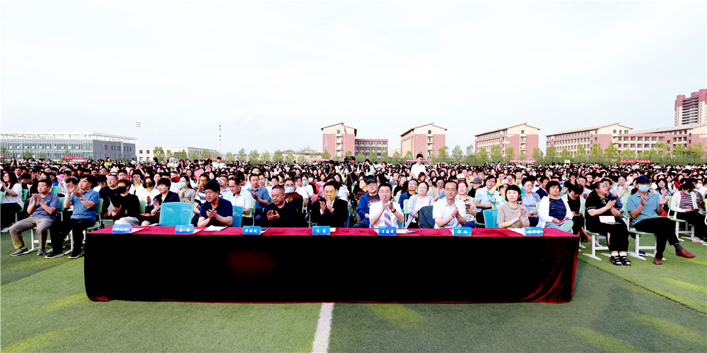 1687342526507059486.jpg BI4P7301.jpg