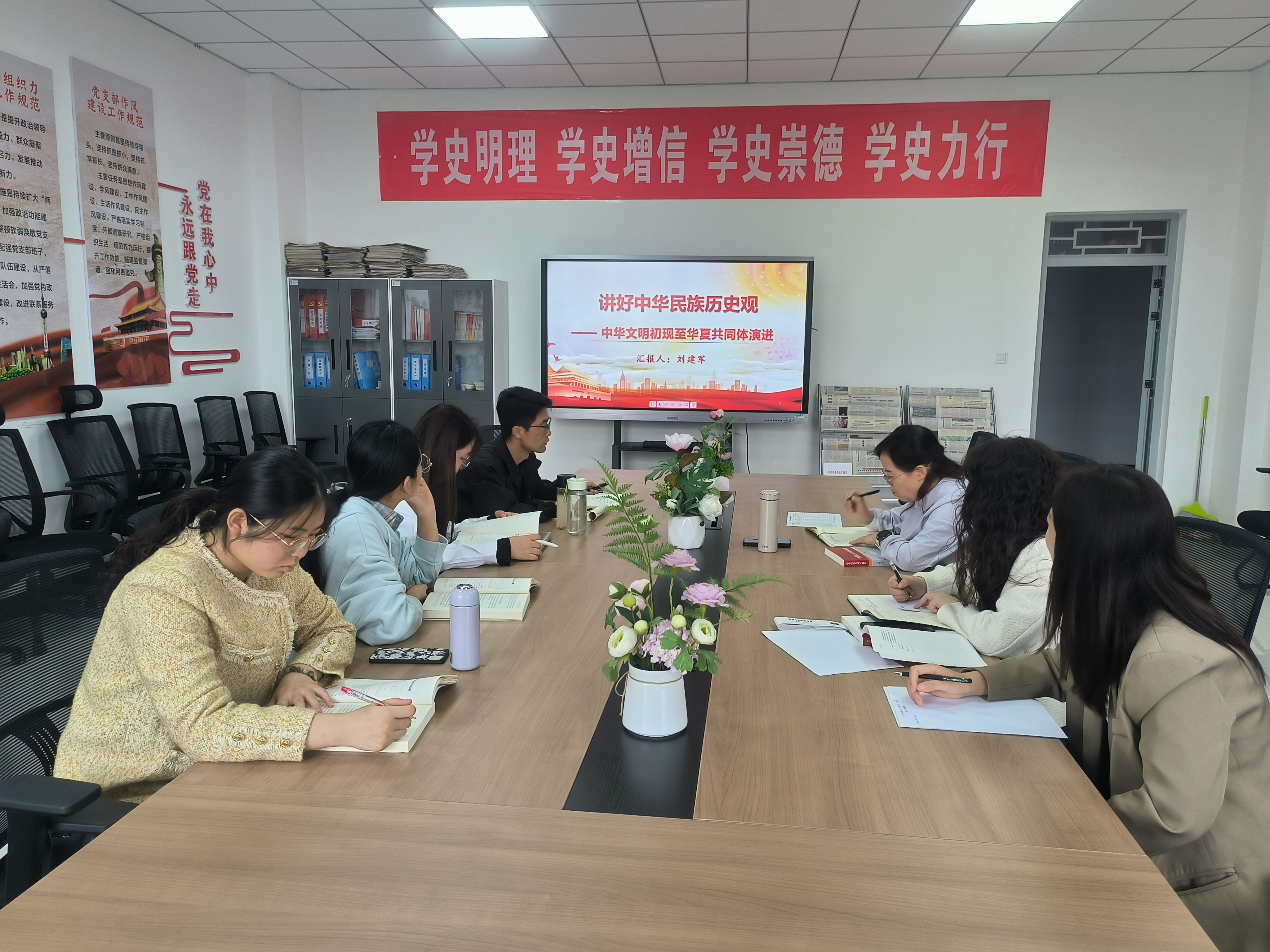 1727254974642004210.png 1.png